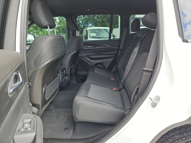 2024 Jeep Grand Cherokee Laredo A