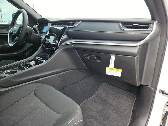 2024 Jeep Grand Cherokee Laredo A