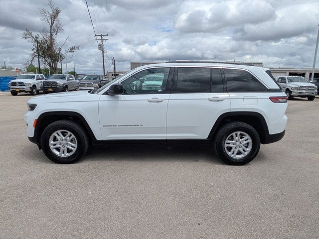 2024 Jeep Grand Cherokee Laredo A
