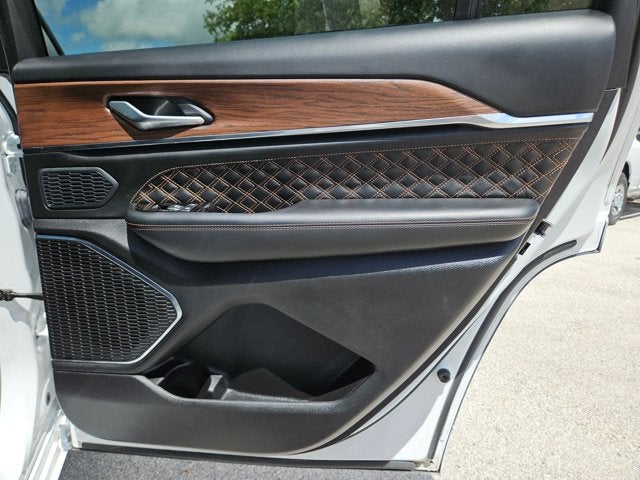 2023 Jeep Grand Cherokee L Summit