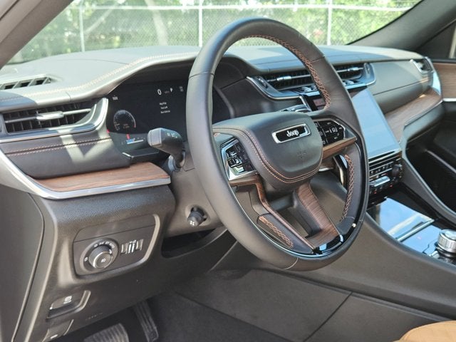 2025 Jeep Grand Cherokee L Summit