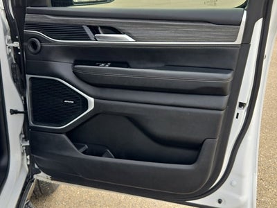 2024 Jeep Wagoneer L Series II