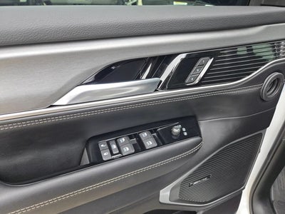 2025 Jeep Wagoneer Series II Carbide