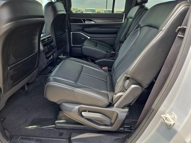 2024 Jeep Wagoneer Series III