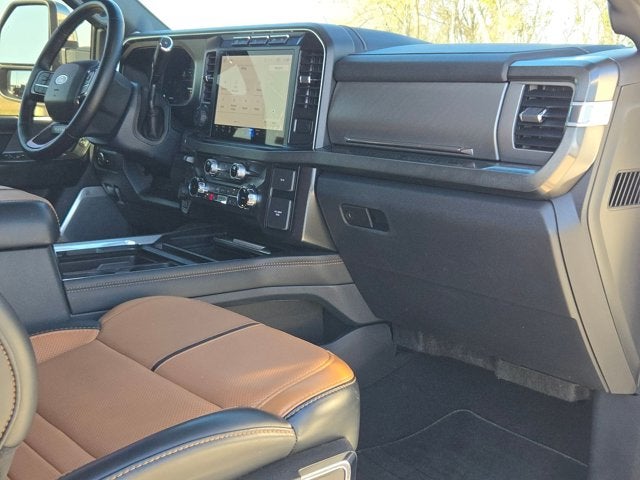 2024 Ford Super Duty F-250 SRW Platinum