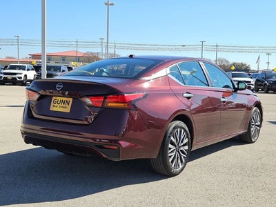 2025 Nissan Altima SV