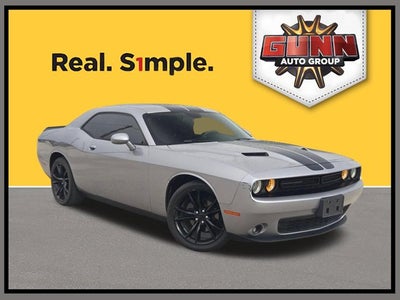 2016 Dodge Challenger SXT