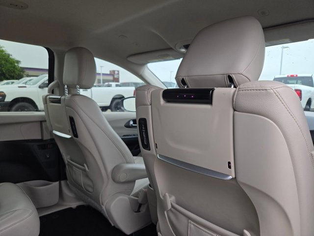 2020 Chrysler Pacifica Touring L Plus