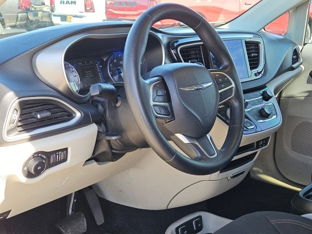 2020 Chrysler Pacifica Touring