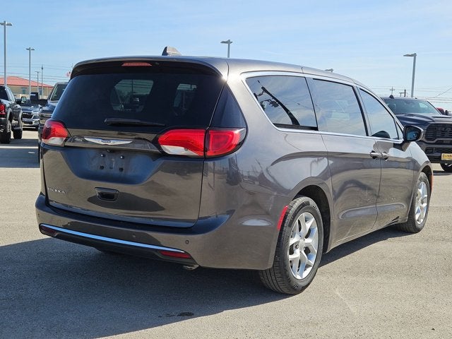 2020 Chrysler Pacifica Touring