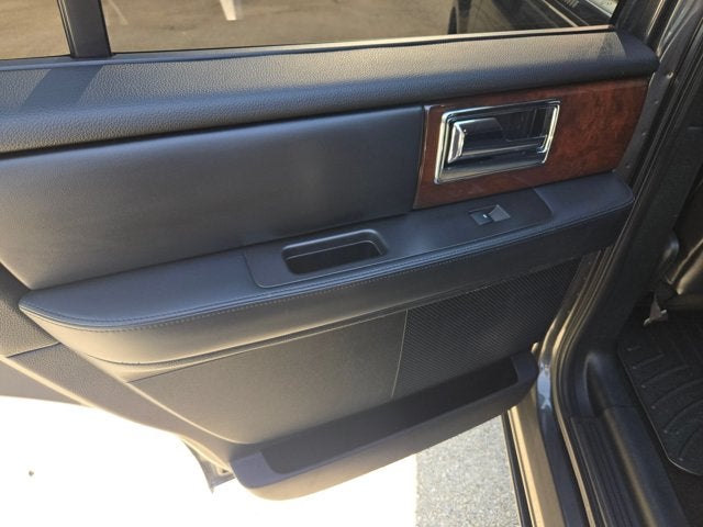 2016 Lincoln Navigator Select