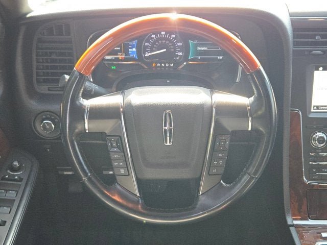 2016 Lincoln Navigator Select
