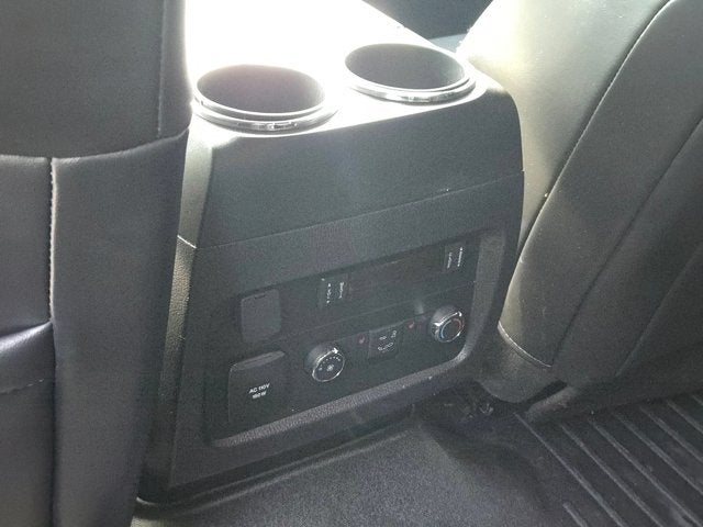 2016 Lincoln Navigator Select