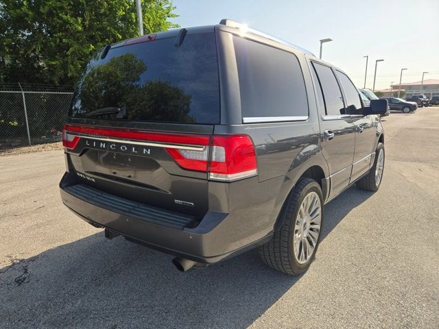 2016 Lincoln Navigator Select