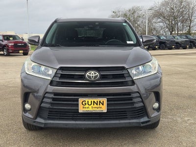 2018 Toyota Highlander SE