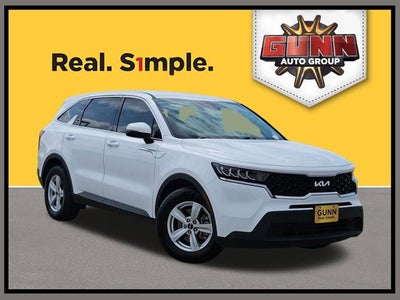2023 Kia Sorento LX