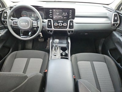 2023 Kia Sorento LX