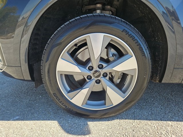 2023 Audi Q5 Premium