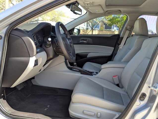 2016 Acura ILX w/Technology Plus Pkg