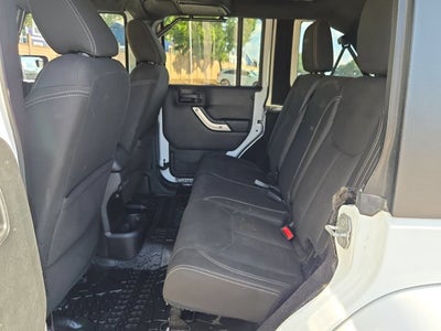 2017 Jeep Wrangler Unlimited Sahara 4x4