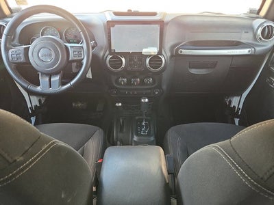 2017 Jeep Wrangler Unlimited Sahara 4x4