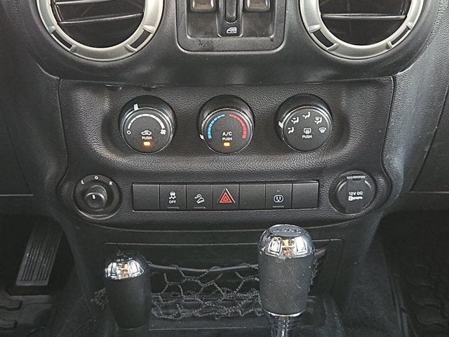 2017 Jeep Wrangler Unlimited Sahara 4x4