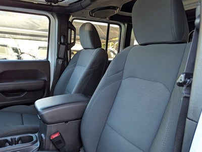 2019 Jeep Wrangler Unlimited Sahara Altitude