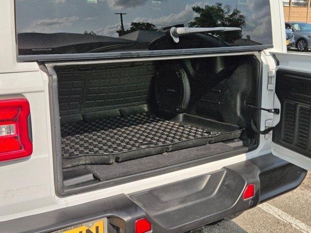 2021 Jeep Wrangler Unlimited Sahara Altitude 4x4