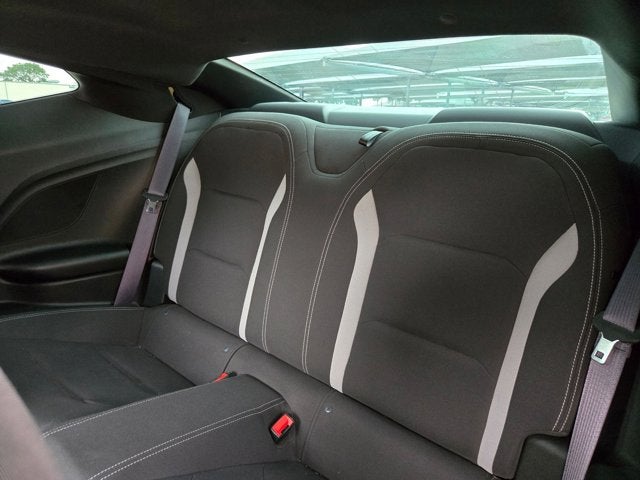 2016 Chevrolet Camaro 2dr Cpe 1LT