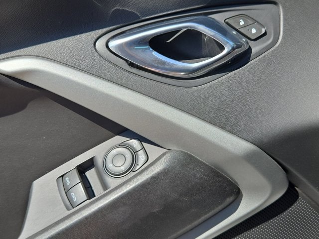 2017 Chevrolet Camaro 2dr Cpe 1LT