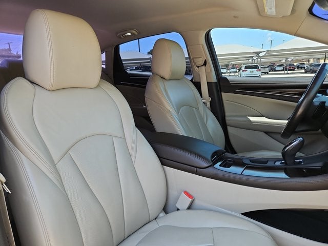 2018 Buick LaCrosse 4dr Sdn Premium FWD