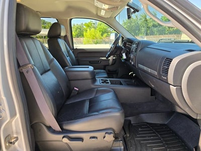 2010 Chevrolet Silverado 3500HD 4WD Crew Cab 167" SRW LT