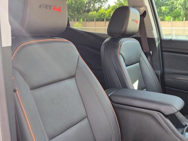 2023 GMC Acadia AWD 4dr AT4