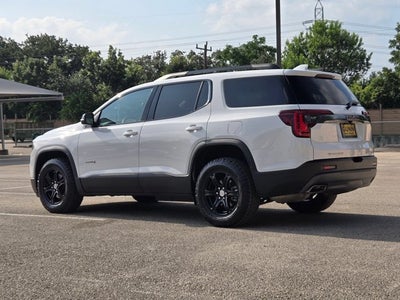 2023 GMC Acadia AWD 4dr AT4