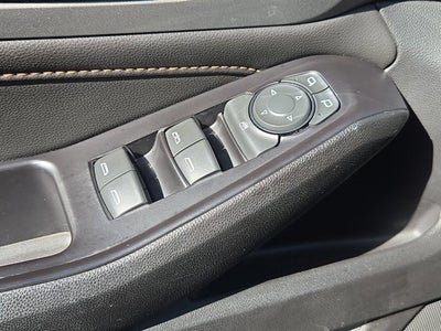 2020 Chevrolet Traverse FWD 4dr LT Leather