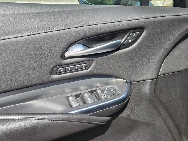 2024 Cadillac XT4 FWD 4dr Premium Luxury