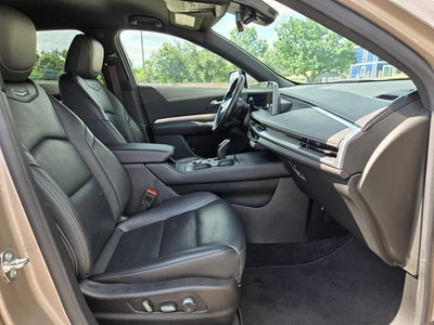 2024 Cadillac XT4 FWD 4dr Premium Luxury