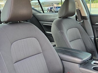 2022 Nissan Altima 2.5 SV Sedan