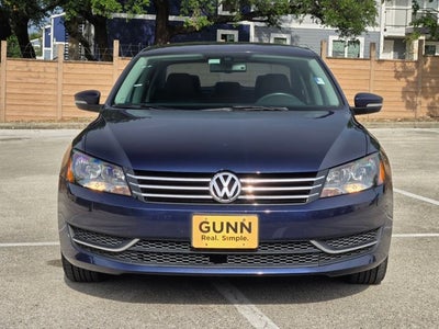 2014 Volkswagen Passat Base