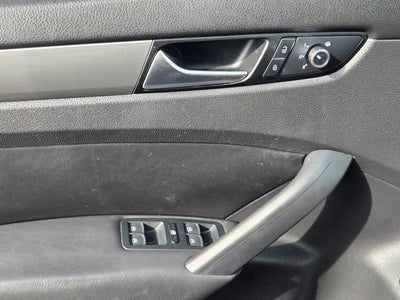 2014 Volkswagen Passat Base