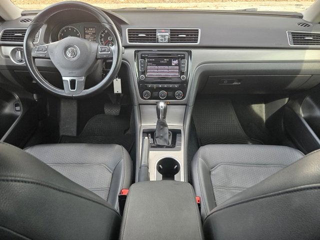 2014 Volkswagen Passat Base