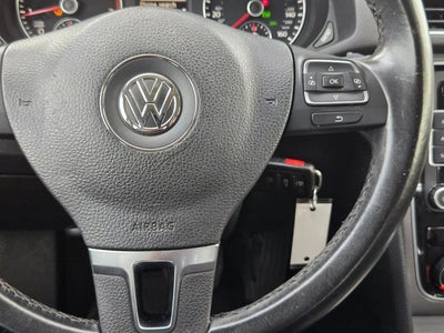 2014 Volkswagen Passat Base