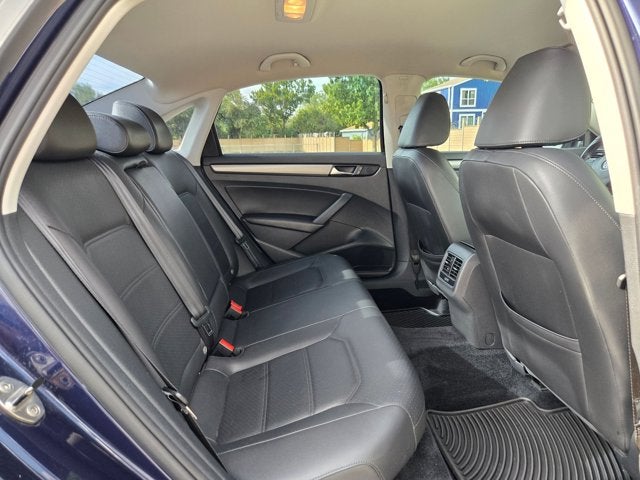 2014 Volkswagen Passat Base