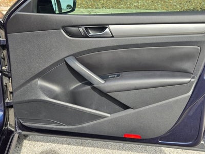 2014 Volkswagen Passat Base