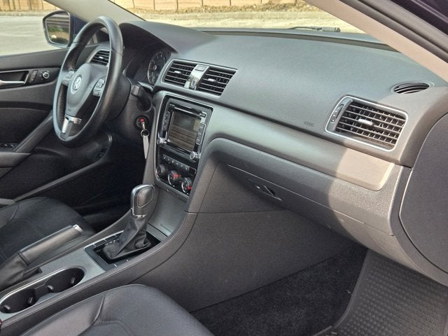 2014 Volkswagen Passat Base