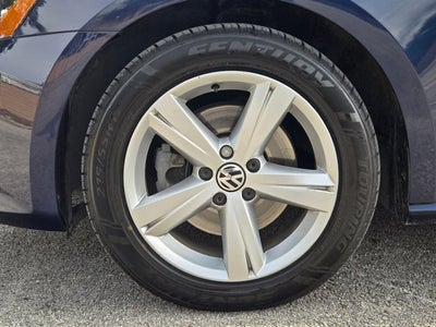 2014 Volkswagen Passat Base