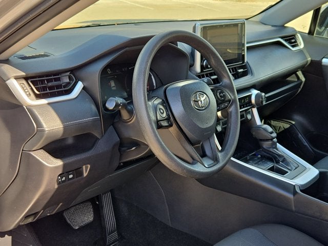 2025 Toyota RAV4 XLE AWD
