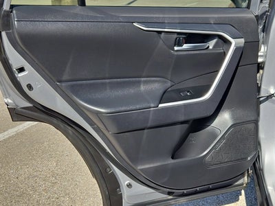 2025 Toyota RAV4 XLE AWD