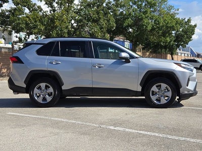 2025 Toyota RAV4 XLE AWD
