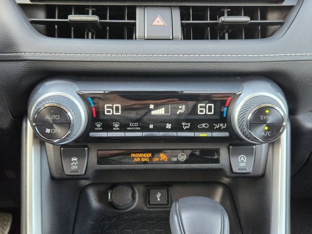 2022 Toyota RAV4 XLE FWD